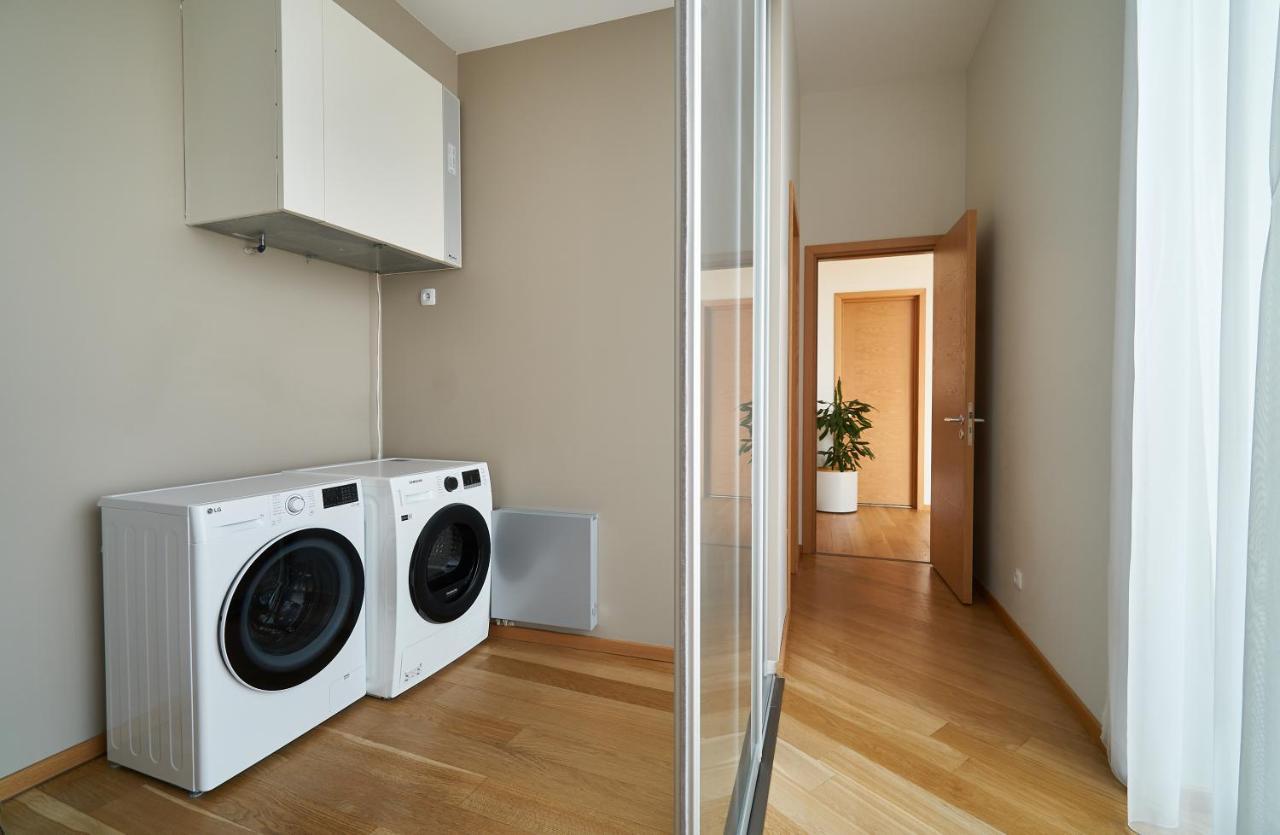 Alexander Apartment Riga Extérieur photo