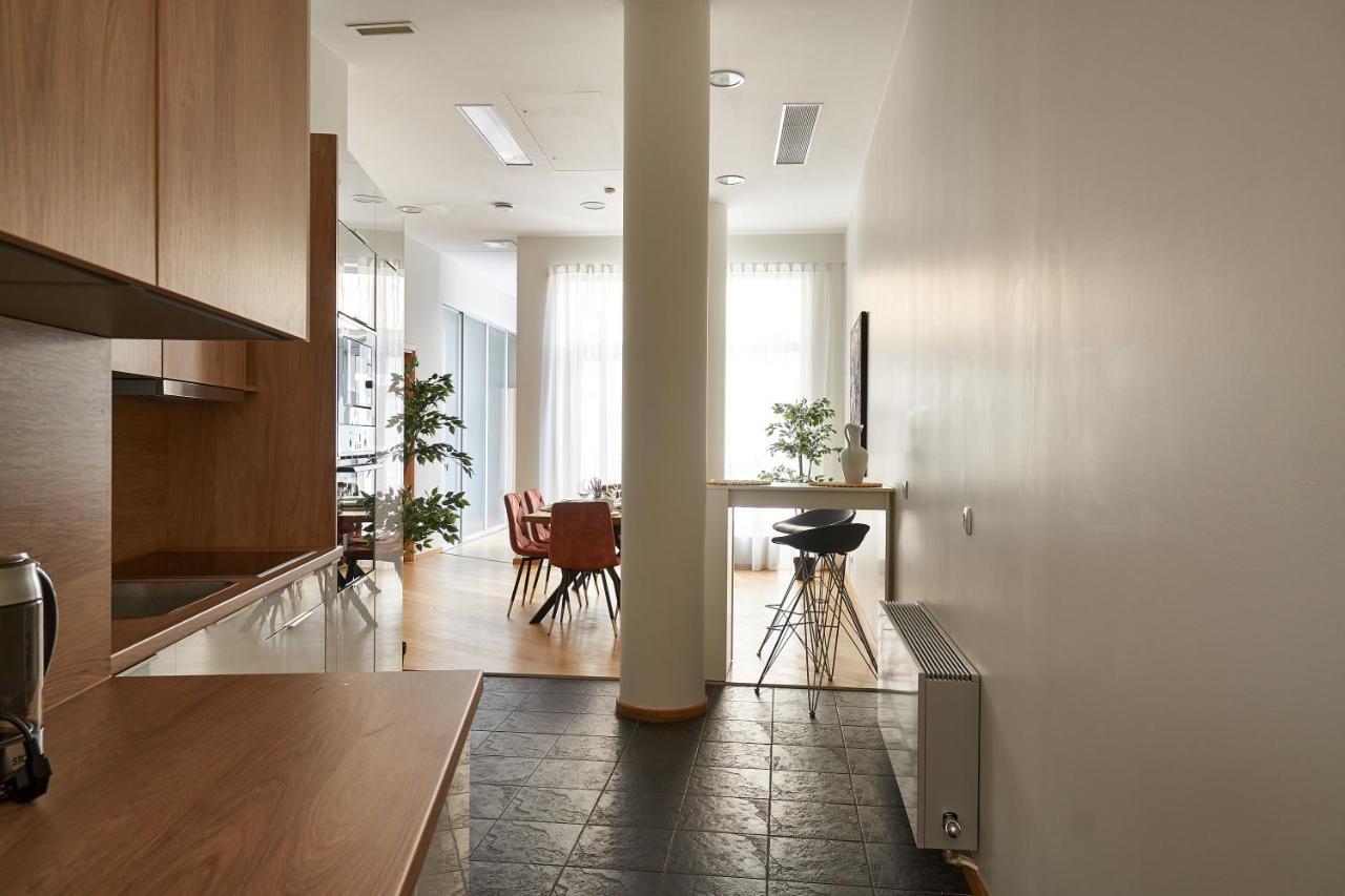 Alexander Apartment Riga Extérieur photo